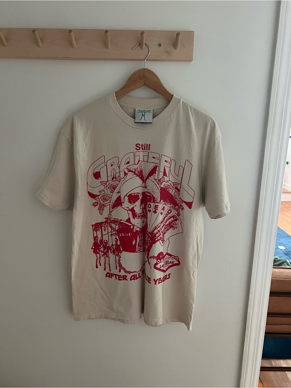 Online Ceramics Grateful Dead Graphic Short Sleeve Tee - Cream with Red Print